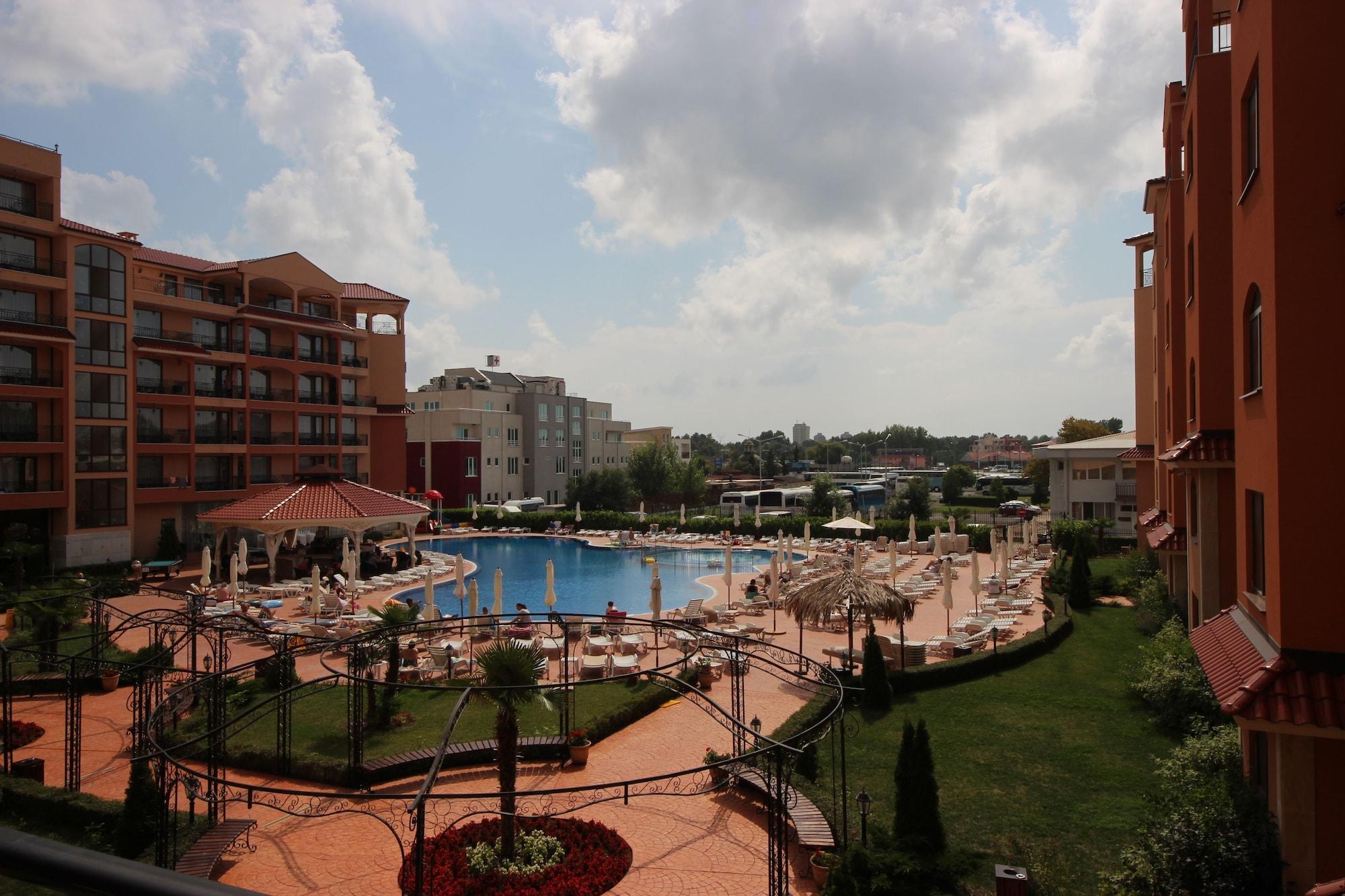 Menada Diamant Apartments Слънчев бряг Екстериор снимка