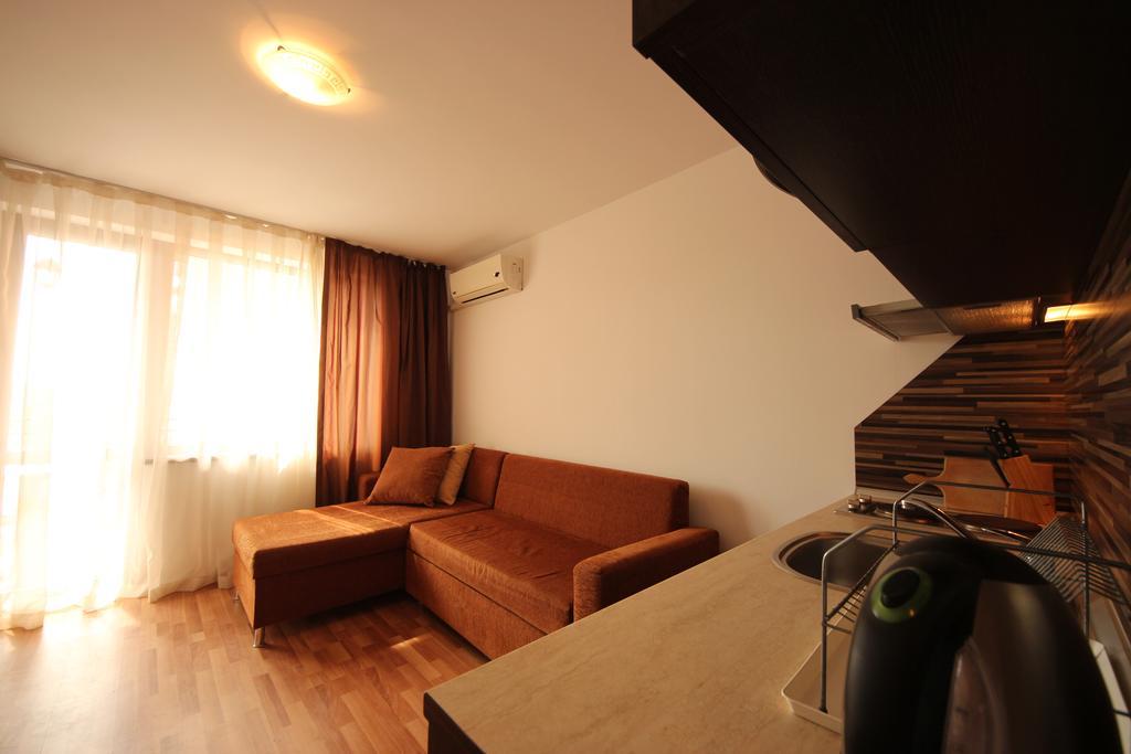 Menada Diamant Apartments Слънчев бряг Стая снимка