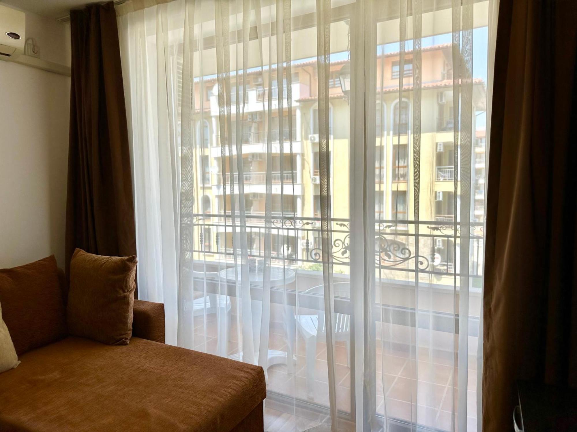 Menada Diamant Apartments Слънчев бряг Стая снимка