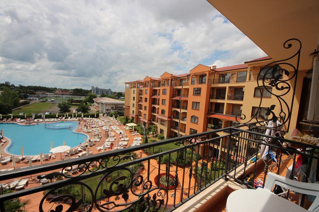 Menada Diamant Apartments Слънчев бряг Екстериор снимка